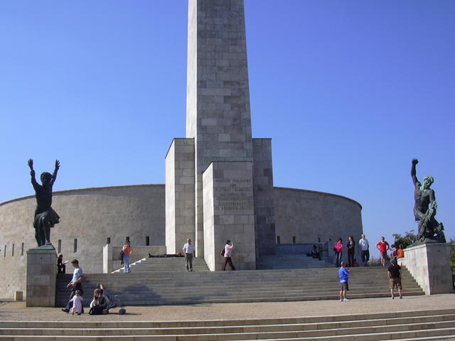 Independence Monument